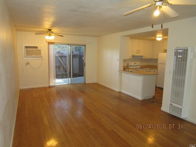 Building Photo - 39 El Basset Ct