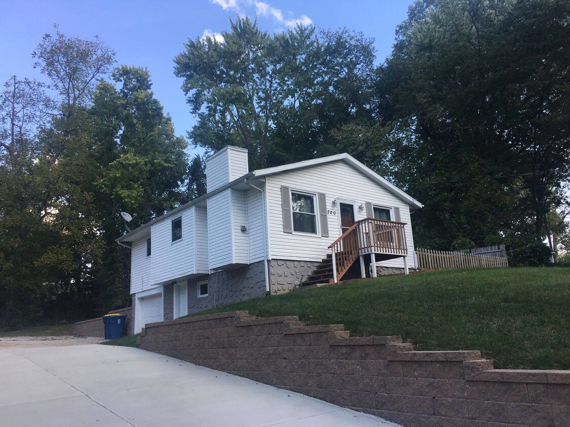 720 N Kansas St, Edwardsville, IL 62025 House Rental in Edwardsville, IL