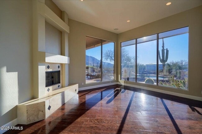 Foto del edificio - 6789 E Saber Rd