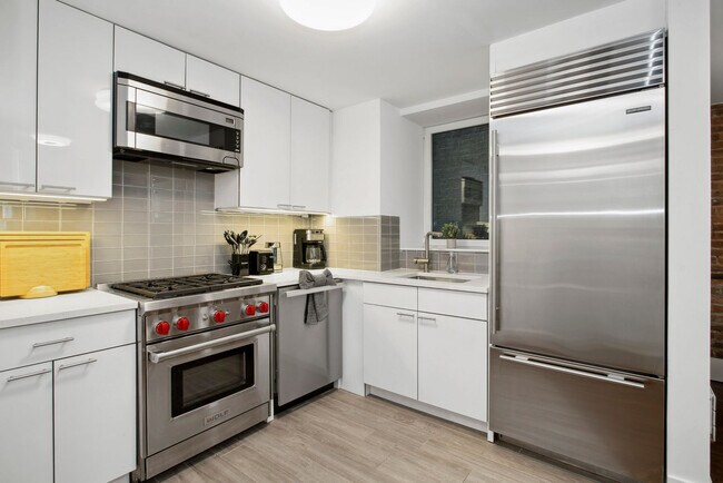 Foto del edificio - 125 E 83rd St