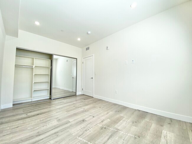 Building Photo - 18529 Calvert St