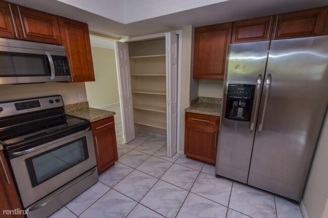Foto del edificio - 11300 NW 31st St