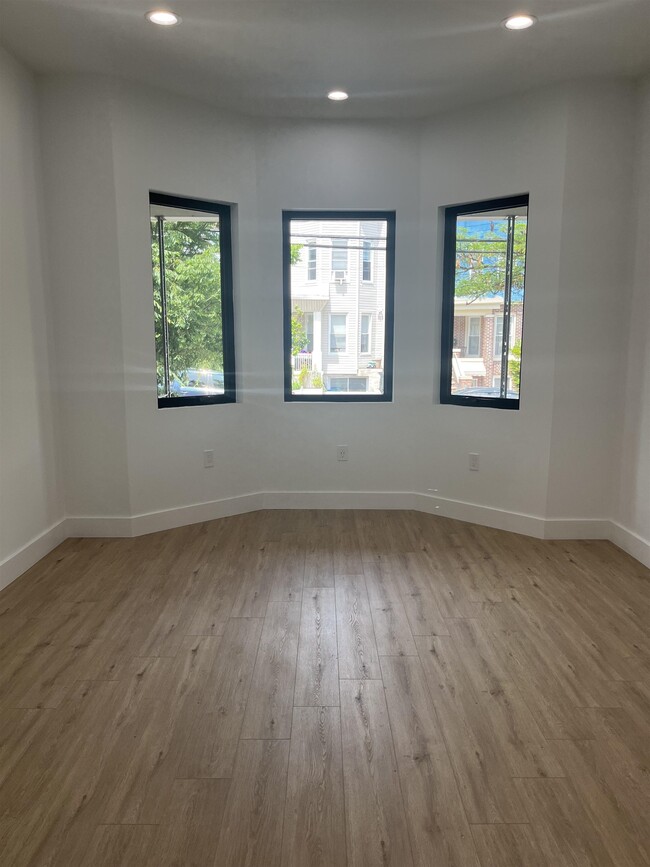 Foto del edificio - 217 Oak St