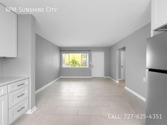 Building Photo - 17615 Lee Ave