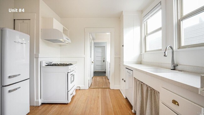 Foto del edificio - Eatons Historic 1 Bed/1 Bath ~ Downtown Petaluma