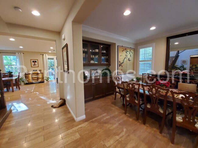 Building Photo - 15864 Kristen Glen