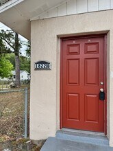 Building Photo - 1822 SW 6th St
