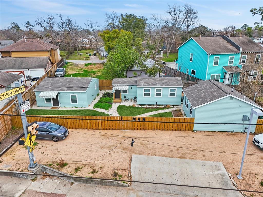 Foto principal - 3814 Fulton St
