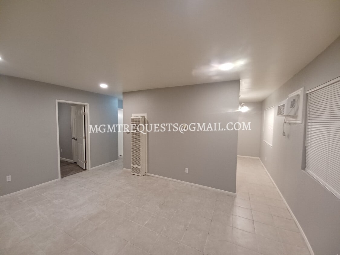 213 11th St Unit 215, Redlands, CA 92374 Room for Rent in Redlands