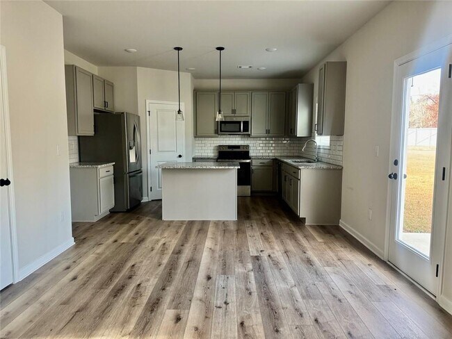 Building Photo - 317 Fox Crk Dr