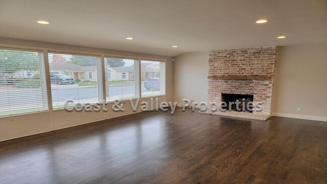 Foto del edificio - Lovely South Salinas Home for RENT!!!