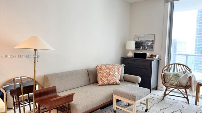 Foto del edificio - 1050 Brickell Ave