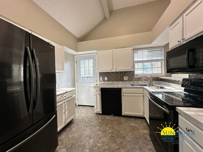 Foto del edificio - Gorgeous 3 Bedroom Home in Fort Walton Beach!