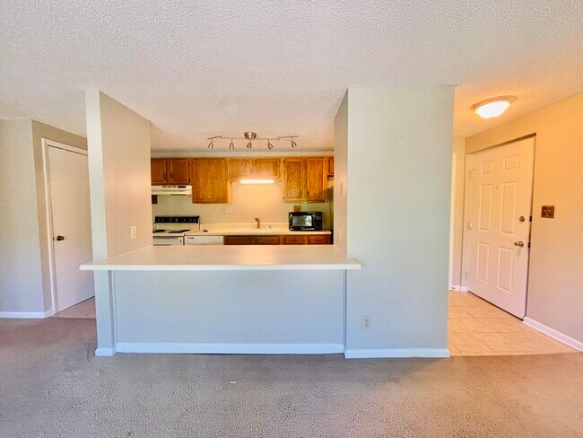 Building Photo - 9624 Old Gate Dr