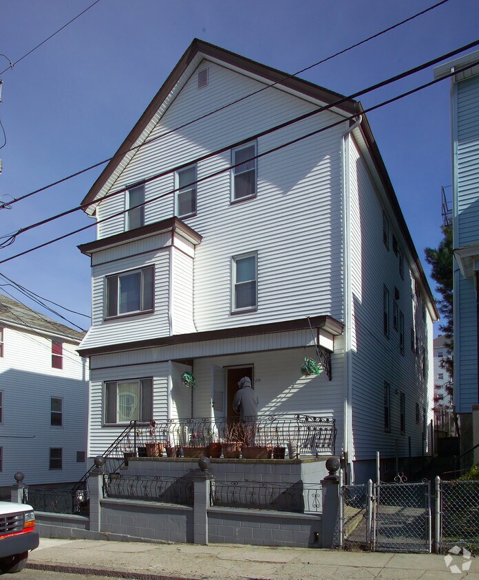 Foto del edificio - 220-224 Mulberry St