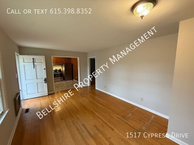 Building Photo - 1517 Cypress Dr