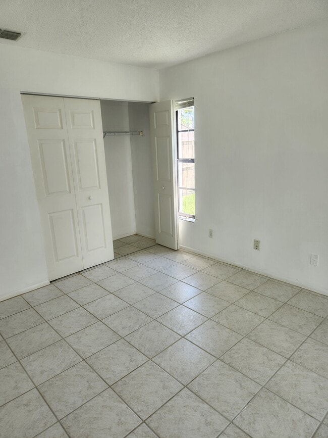Building Photo - 3172 Cypress Green Dr