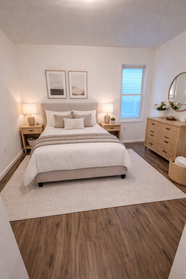 Foto del edificio - 36 Yates Ave