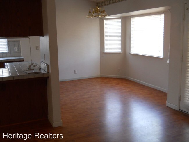 Foto del edificio - 1470 Oakwood Ct