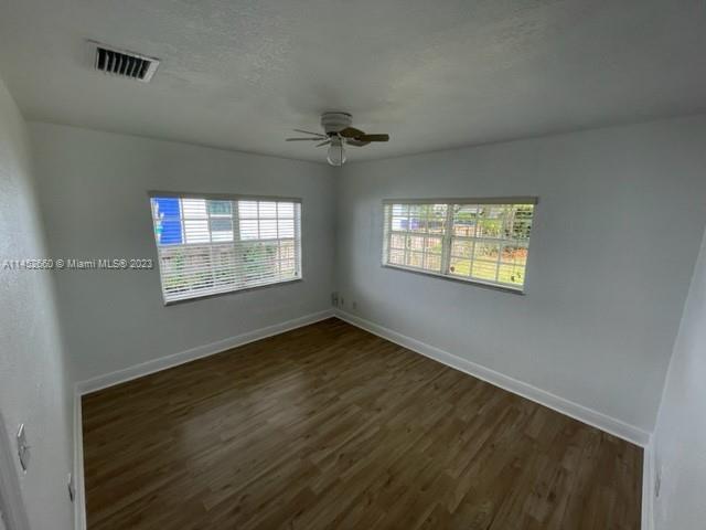 Building Photo - 90 NW 49th St