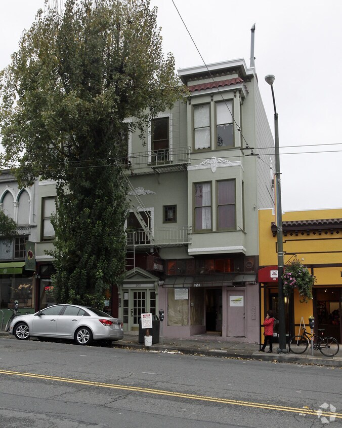 Foto del edificio - 558 Castro St