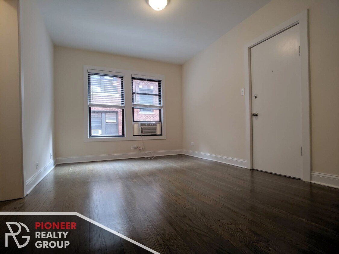 Primary Photo - 2643 N Spaulding Ave