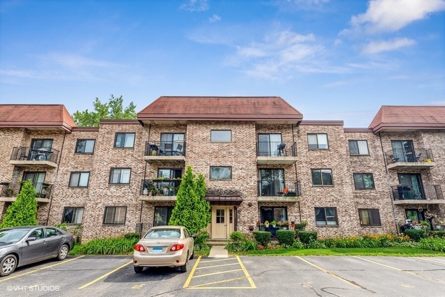 Foto principal - 5511 Chateau Dr