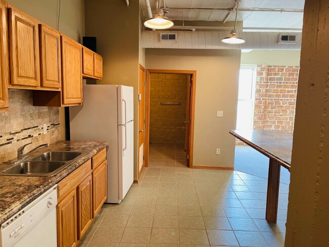Foto del edificio - 311 N 8th St