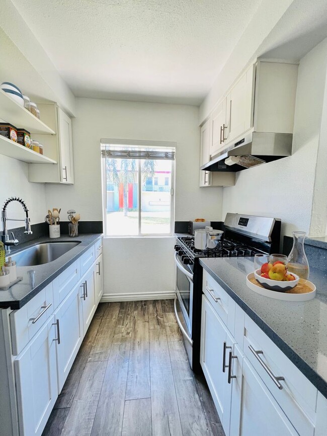 Interior Photo - Alhambra Gardens