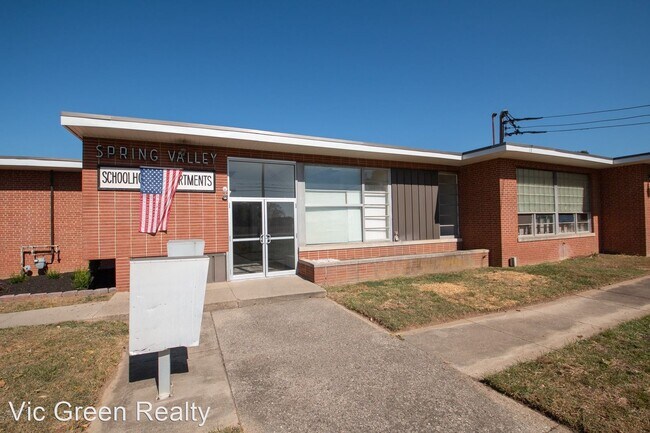 Foto del edificio - 1498 W Spring Valley Paintersville Rd