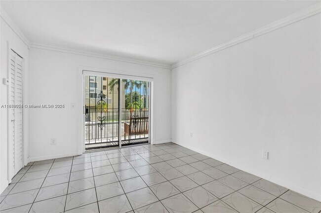 Foto del edificio - 1051 SW 1st St