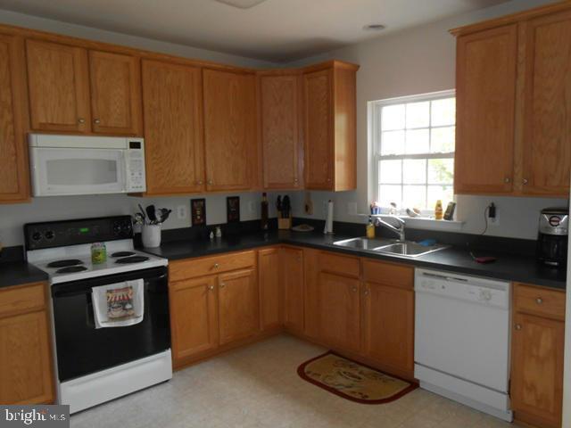 Foto del edificio - 7602 Audubon Meadow Way