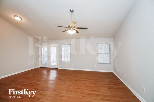 Building Photo - 4336 Yellow Rose Dr