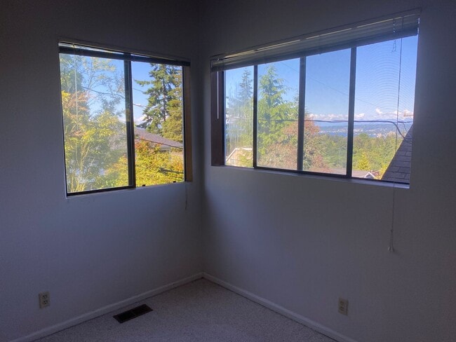 Building Photo - Ward Apartments LLC