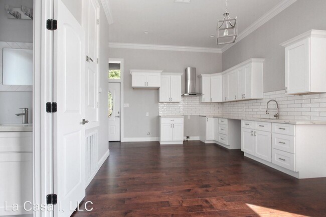 Building Photo - 3 br, 2 bath House - 3701 Willow Street