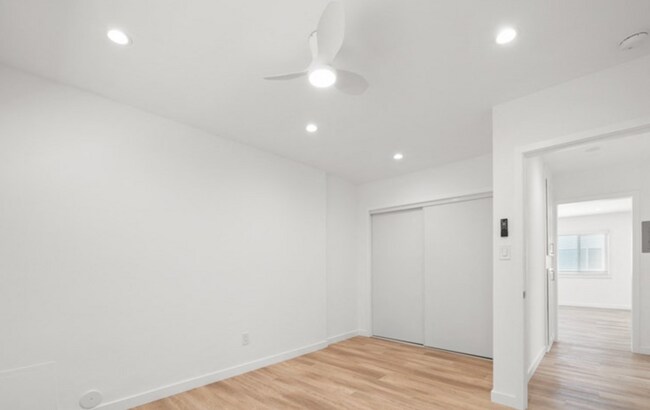 Building Photo - 5302 Lorna St