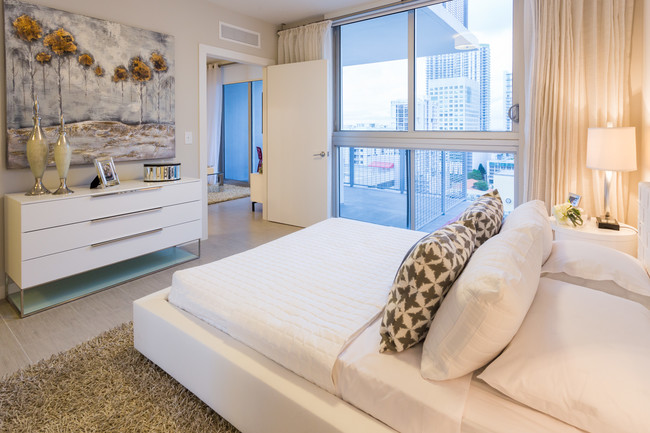 Building Photo - Brickell View Terrace