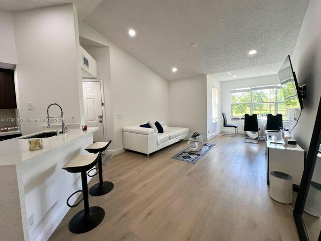 Foto del edificio - 12870 Vista Isles Dr