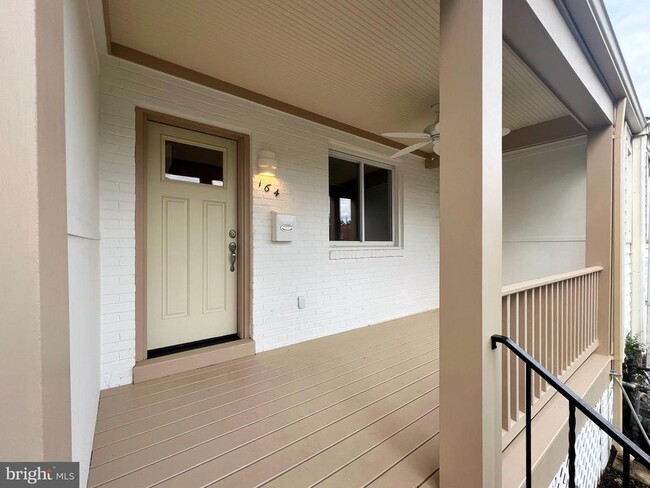Building Photo - 164 Wesmond Dr