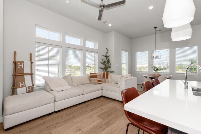 Foto del edificio - 816 Sienna Palm Ln