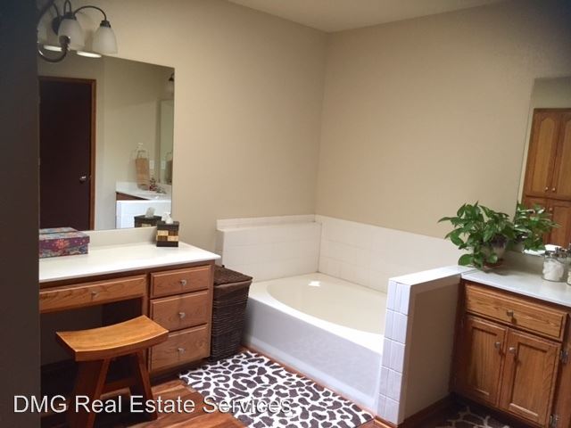 Foto del edificio - 3 br, 2 bath House - 1302 SW 22nd St