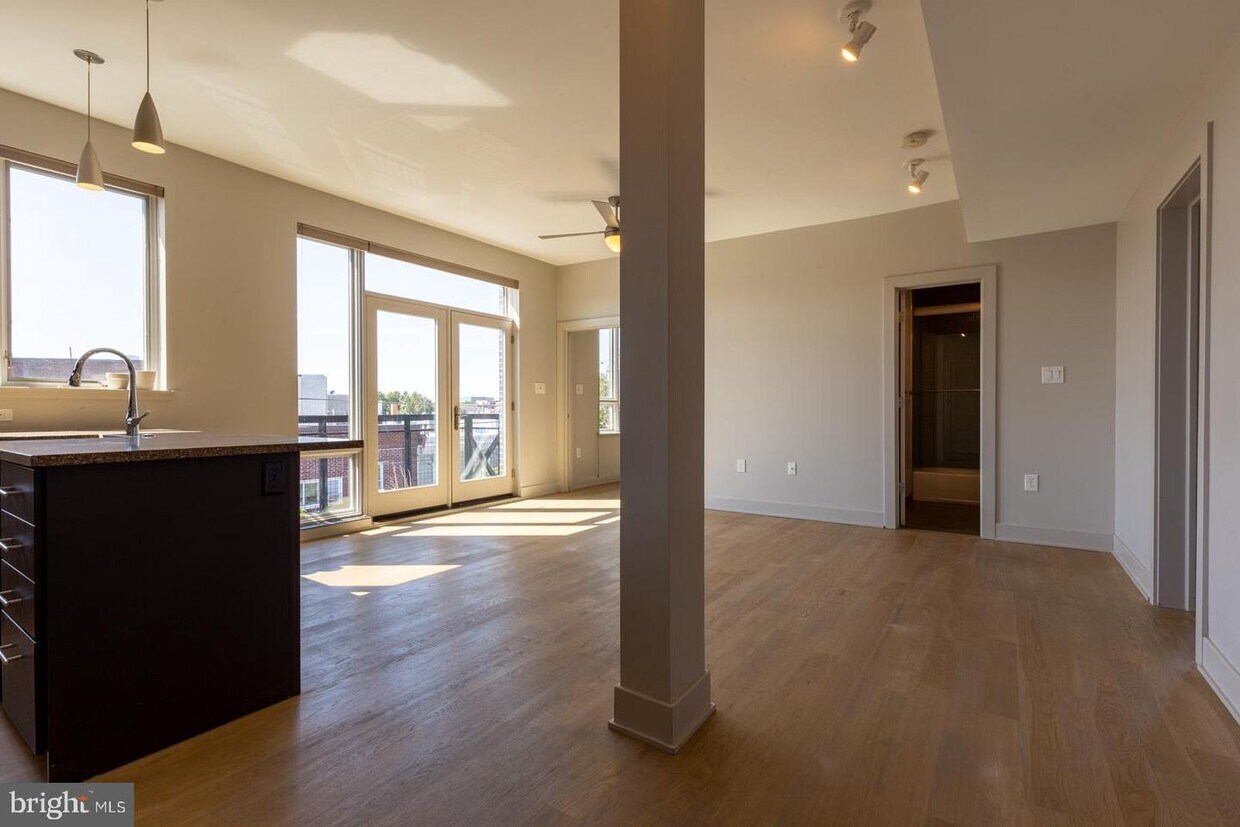 1646 S 12th St Unit 302, Philadelphia, PA 19148 Apartment for Rent in