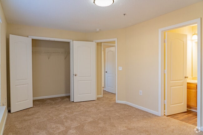 2BR, 2BA - 1050SF - Secondary Bedroom - Stonecrest