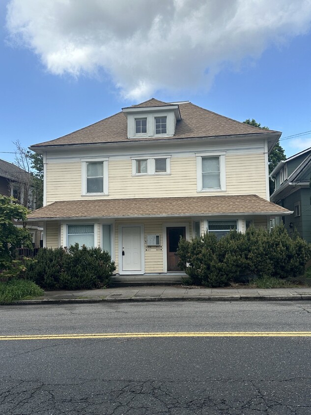 Primary Photo - Downstairs 2 Bedroom Quadplex