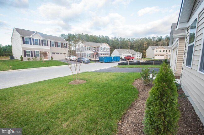 Building Photo - 11656 Buckingham Dr