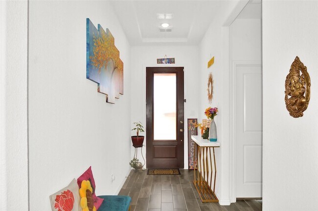 Foto del edificio - 10018 Farmland Dr