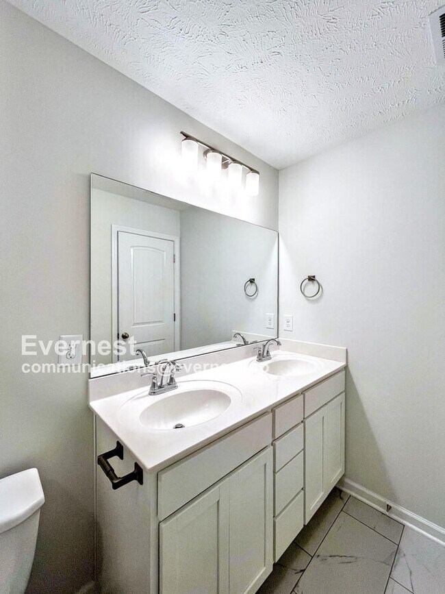 Foto del edificio - 218 Ansley Wy