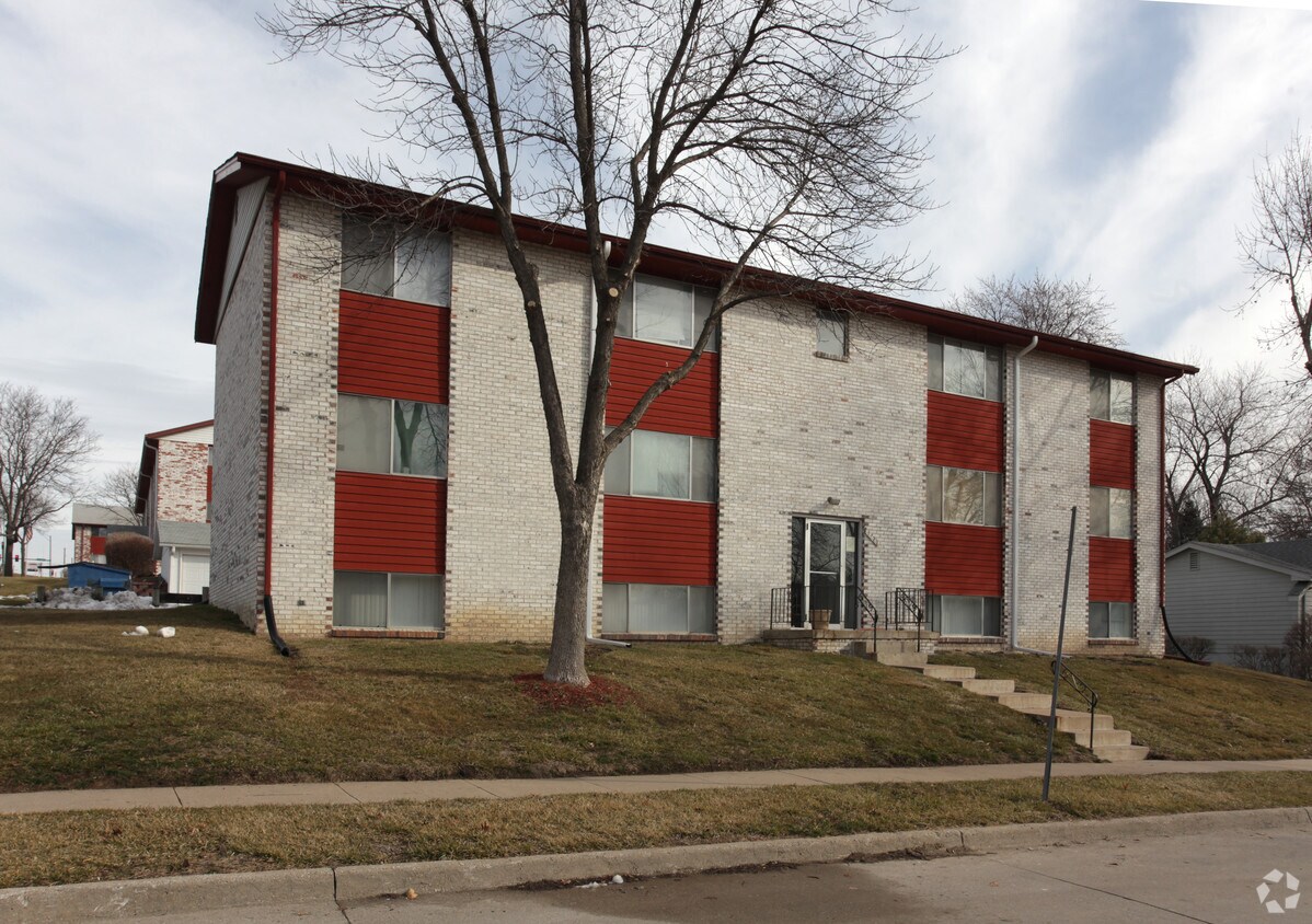 Foto del edificio - 8866 Holmes St