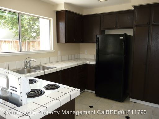 Building Photo - 3280 Sagittarius Ln