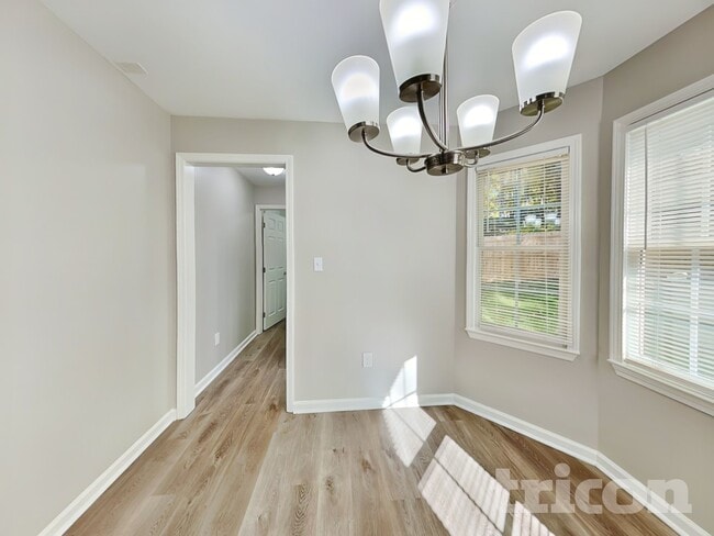 Building Photo - 3560 Erdly Ln